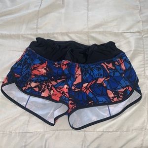 Luluemon speed up shorts 2.5”